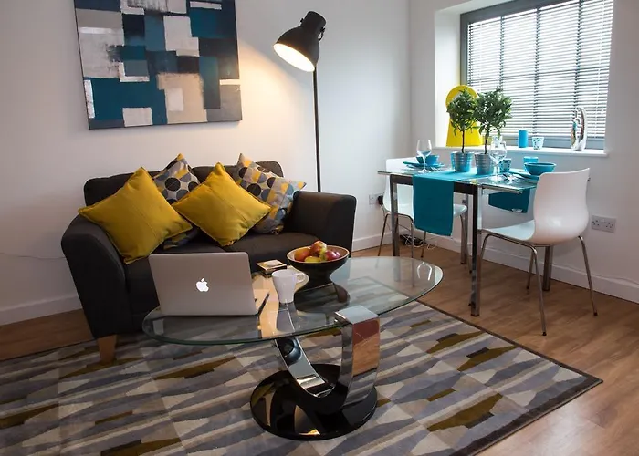 Short Stay Notts: Serviced Apartments